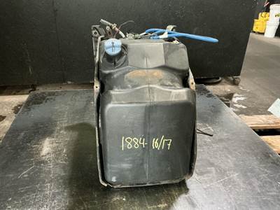 Freightliner Cascadia 125 DEF Tank