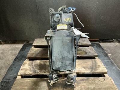 Freightliner Cascadia 125 DEF Tank