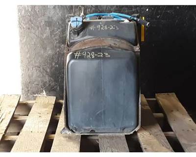 Freightliner Cascadia 125 DEF Tank