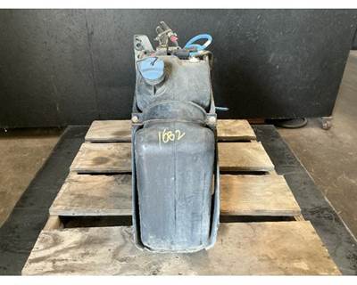 Freightliner Cascadia 125 DEF Tank