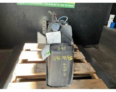 Freightliner Cascadia 125 DEF Tank