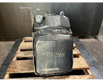 Freightliner Cascadia 125 DEF Tank