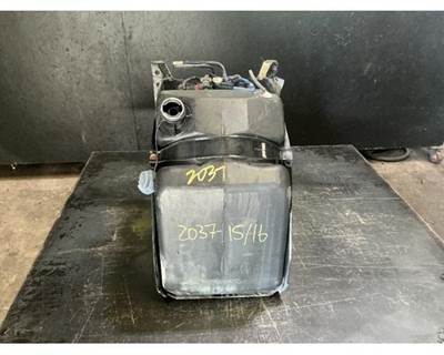 Freightliner Cascadia 125 DEF Tank