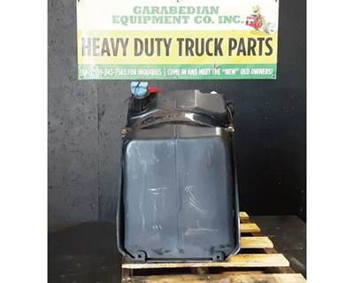 Freightliner Cascadia 125 DEF Tank