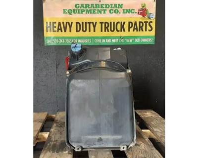 Freightliner Cascadia 125 DEF Tank