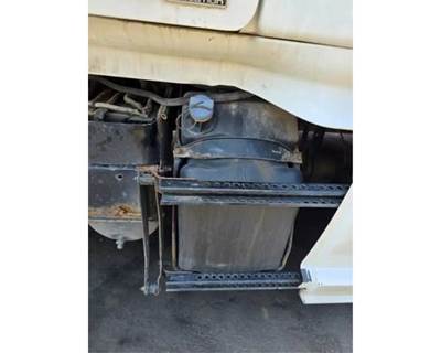 Freightliner Cascadia 125 DEF Tank