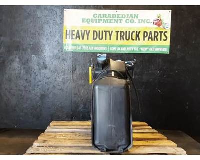 Freightliner Cascadia 125 DEF Tank