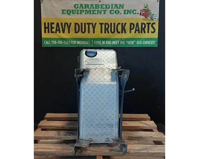 Freightliner Cascadia 125 DEF Tank