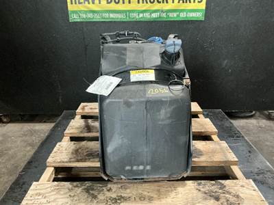 Freightliner Cascadia 126 DEF Tank