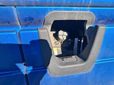 Freightliner Cascadia 126 DEF Tank for a Freightliner CASCADIA