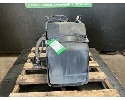 Freightliner Cascadia 126 DEF Tank