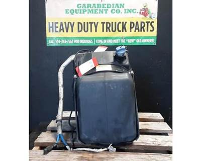 Freightliner Cascadia 126 DEF Tank