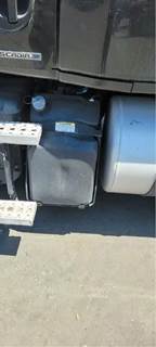 Freightliner Cascadia DEF Tank