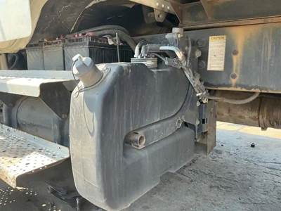 Freightliner M2 106 DEF Tank