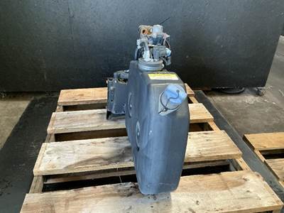 Freightliner M2 106 DEF Tank