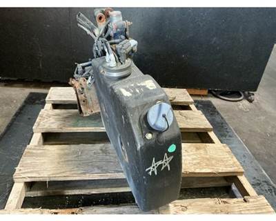 Freightliner M2 106 DEF Tank