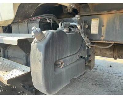 Freightliner M2 106 DEF Tank