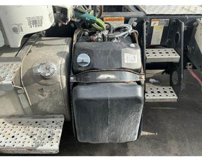 Freightliner M2 106 DEF Tank