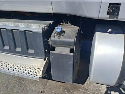 International LT625 DEF Tank