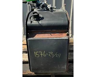 International LT625 DEF Tank