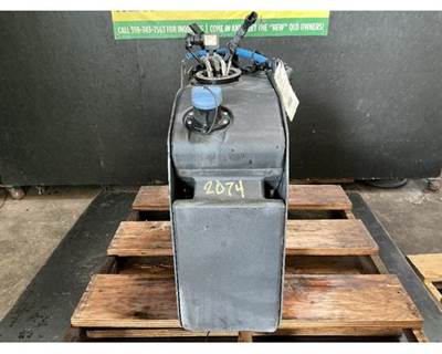 International LT625 DEF Tank