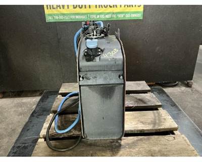 International LT625 DEF Tank