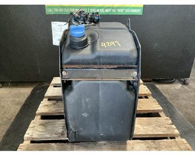 International LT625 DEF Tank