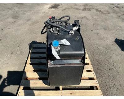 International LT625 DEF Tank