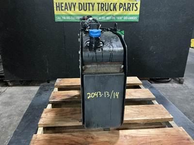 International RH613 DEF Tank