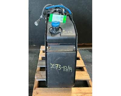 International RH613 DEF Tank