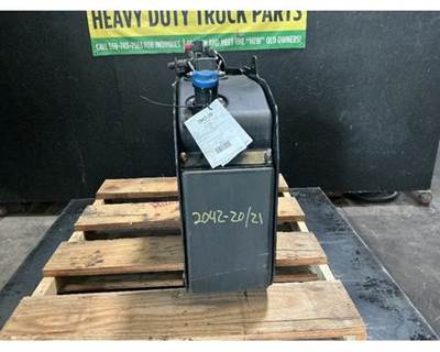 International RH613 DEF Tank