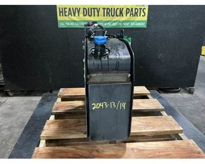 International RH613 DEF Tank