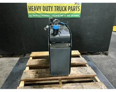 International RH613 DEF Tank