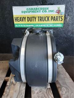 Kenworth T680 DEF Tank