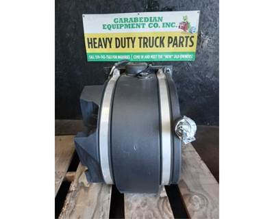 Kenworth T680 DEF Tank