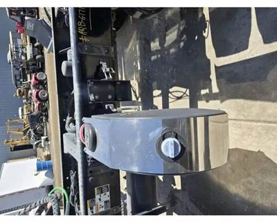 Kenworth T880 DEF Tank