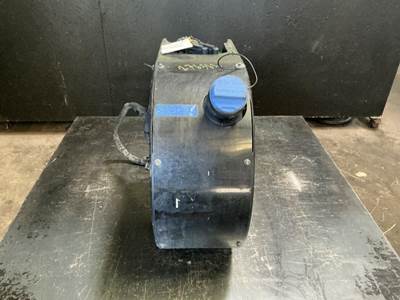 Mack CXU613T DEF Tank