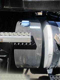 Mack Pinnacle CXU612 DEF Tank for a Mack CXU612