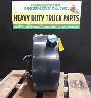 Mack Pinnacle CXU612 DEF Tank for a Mack CXU612