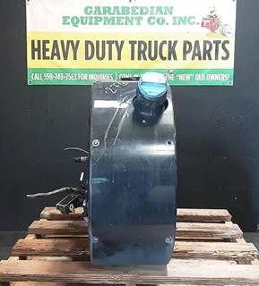 Mack Pinnacle CXU612 DEF Tank for a Mack CXU612