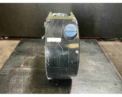 Mack Pinnacle CXU612 DEF Tank for a Mack CXU612