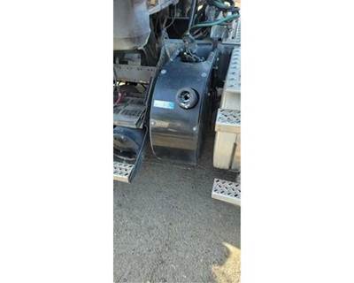 Mack Pinnacle CXU612 DEF Tank for a Mack CXU612