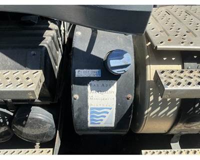 Mack Pinnacle CXU612 DEF Tank for a Mack CXU612