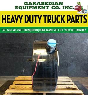 Mack Pinnacle CXU613 DEF Tank for a Mack CXU613