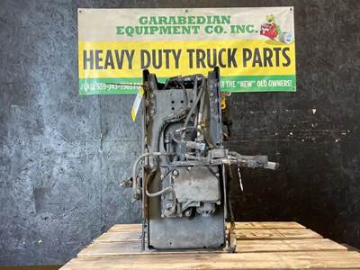 Mack Pinnacle CXU613 DEF Tank for a Mack CXU613