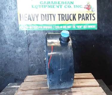 Mack Pinnacle CXU613 DEF Tank for a Mack CXU613