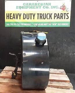 Mack Pinnacle CXU613 DEF Tank for a Mack CXU613