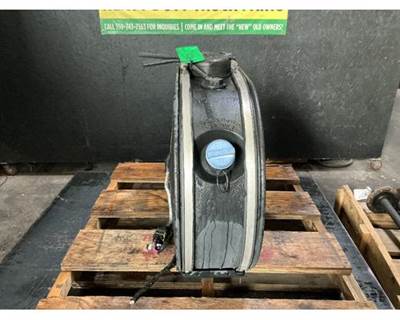 Peterbilt 348 DEF Tank