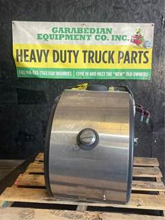 Peterbilt 384 DEF Tank