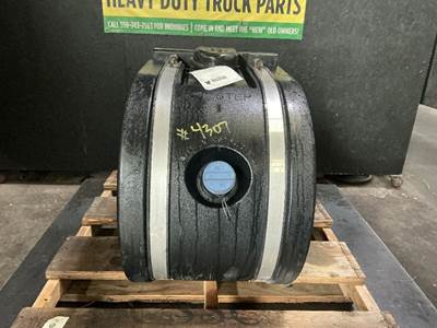 Peterbilt 384 DEF Tank